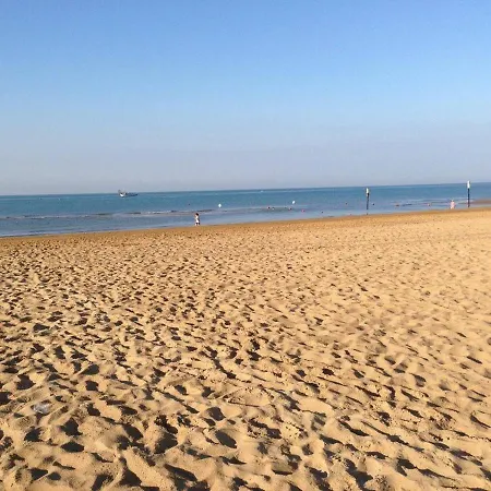 Grazioso Trilocale Nice Apt Only 100mt From Beach Apartment