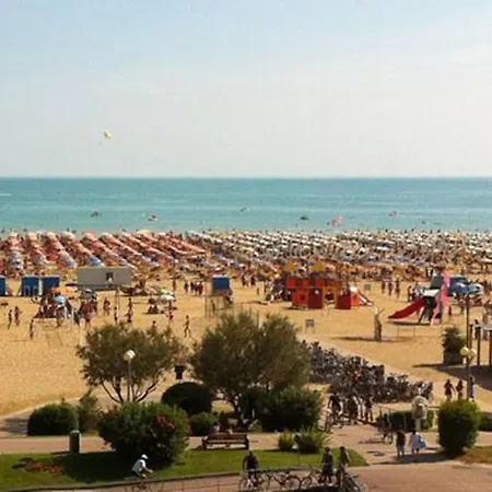 Grazioso Trilocale Nice Apt Only 100mt From Beach Apartament Bibione